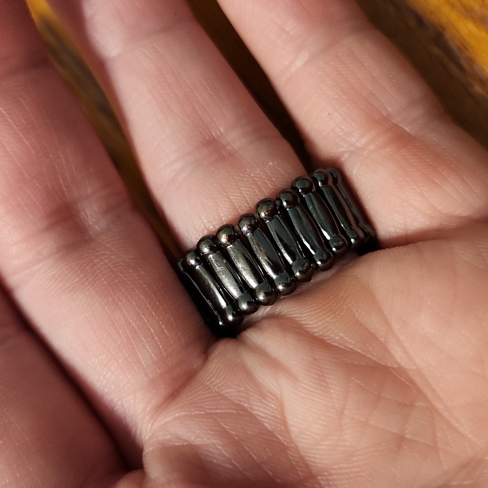 Paparazzi Black Wrap Women's Ring - Picture 3 of 4